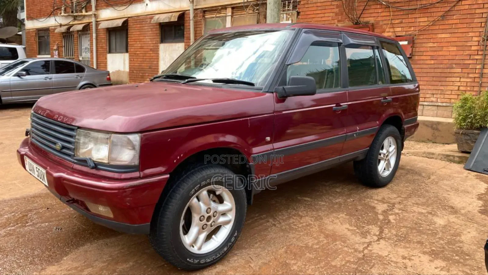 Land Rover Range Rover 2000 Maroon