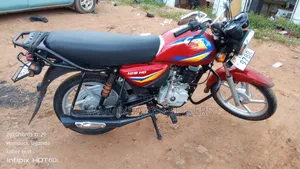Bajaj Boxer 125 2024 Red