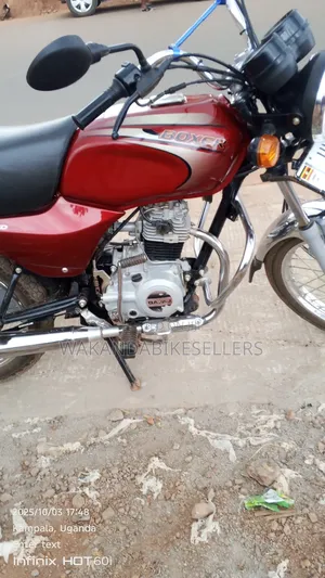 Bajaj Boxer 100 2025 Red