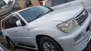 Toyota Land Cruiser Prado 2006 White