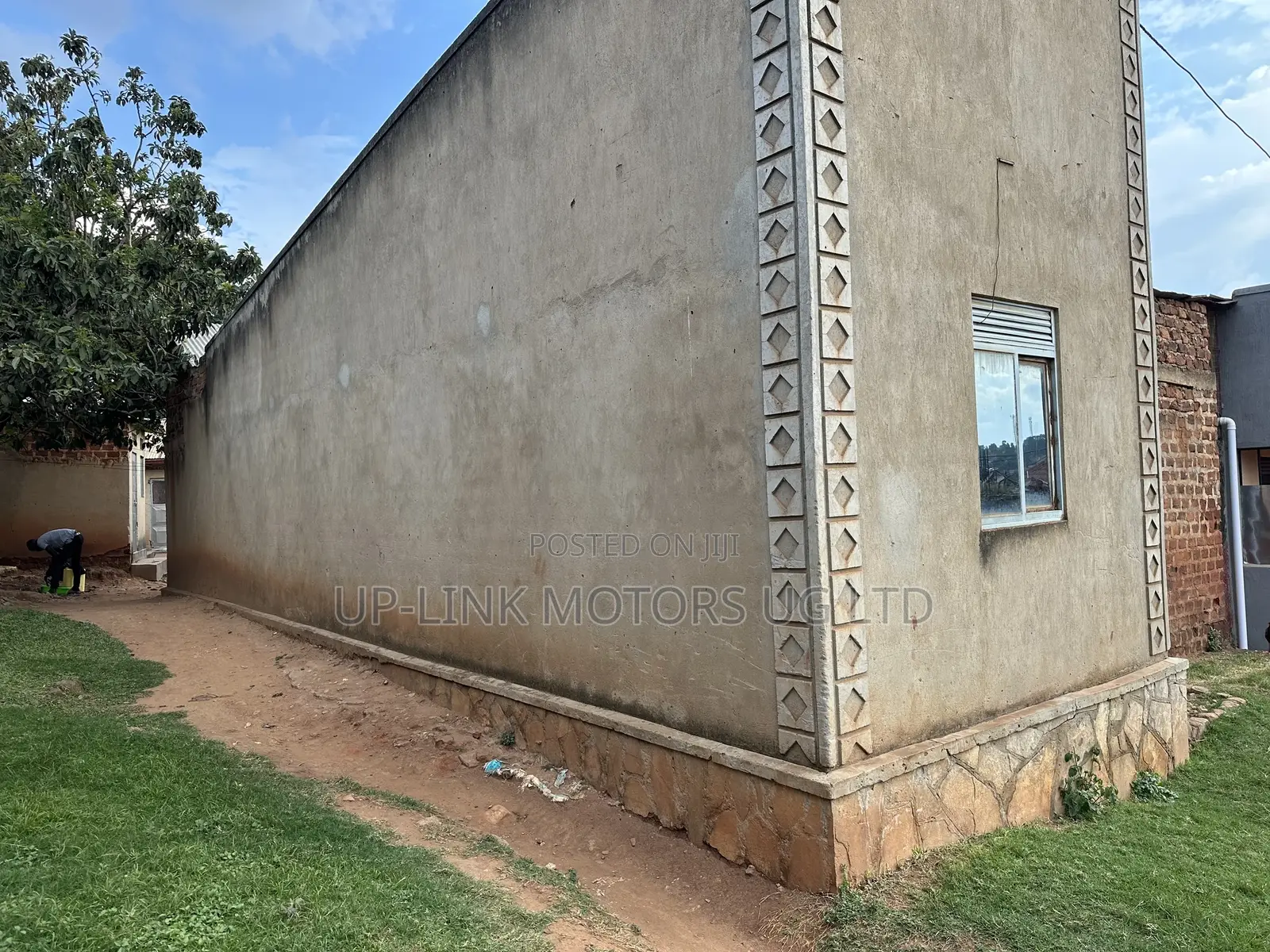 3bdrm House in Bweyogerere Estate, Wakiso / Wakiso for sale