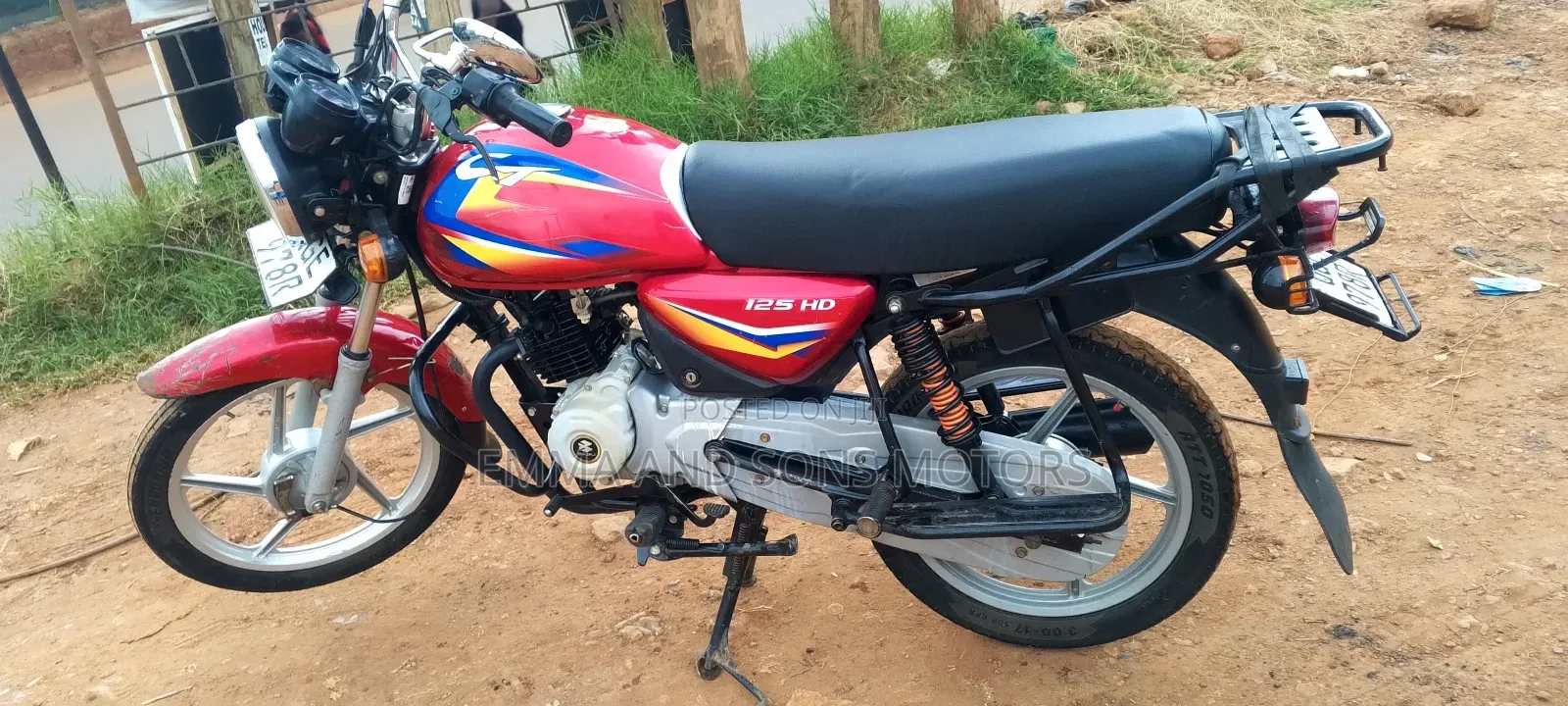 Bajaj Boxer 125 2024 Red