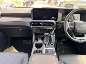 New Toyota Land Cruiser Prado 2.8 2025 Pearl