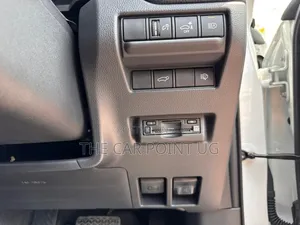 New Toyota Land Cruiser Prado 2.8 2025 Pearl