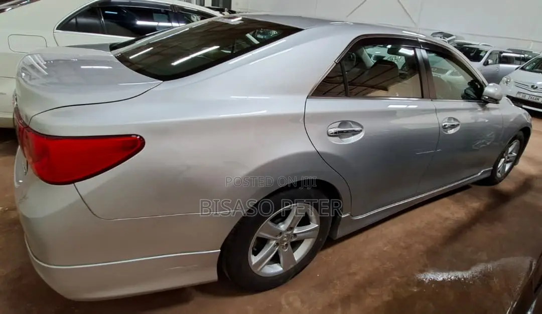 Toyota Mark X 2011 Gray