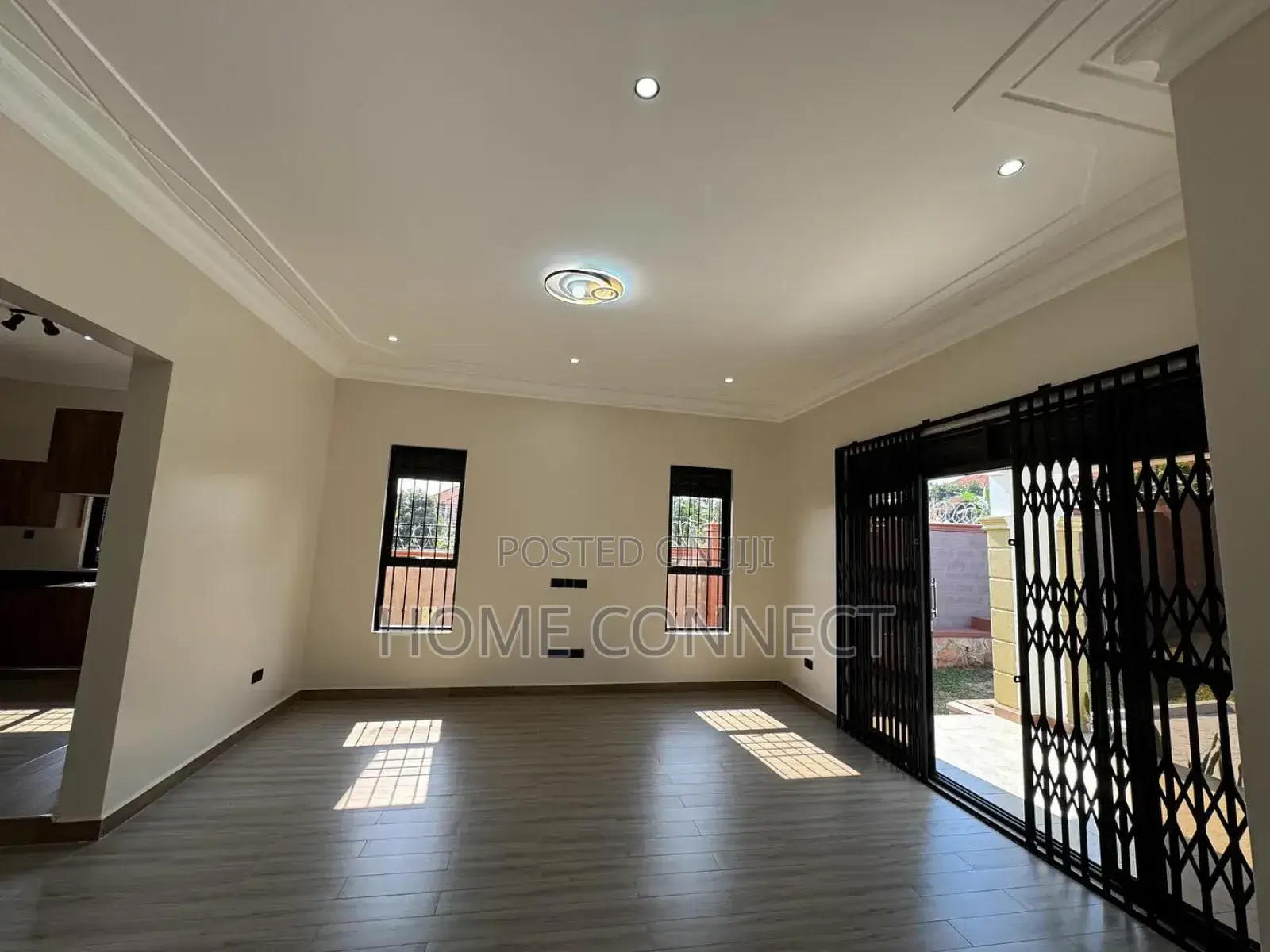 4bdrm Bungalow in Najjera 2, Central Division for sale