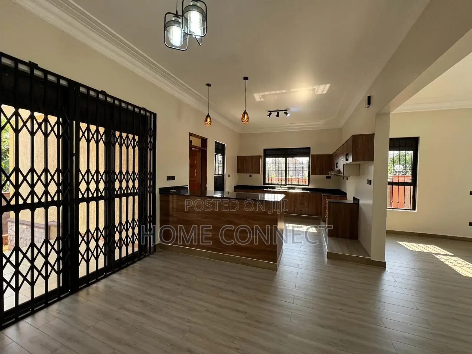 4bdrm Bungalow in Najjera 2, Central Division for sale