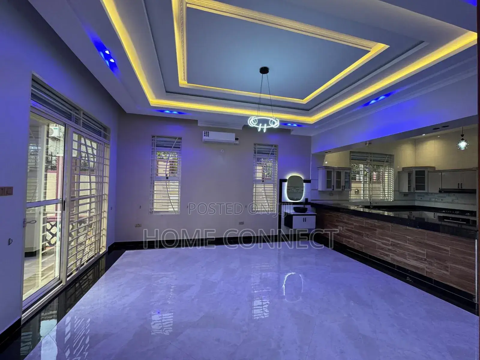 4bdrm Bungalow in Bwebajja Akright, Central Division for sale