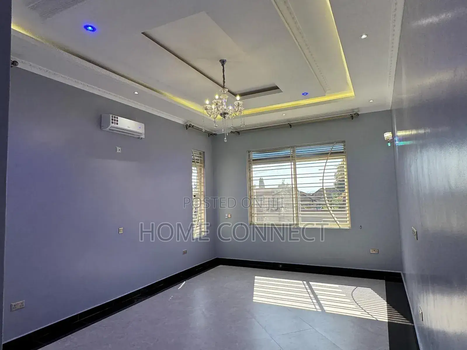 4bdrm Bungalow in Bwebajja Akright, Central Division for sale