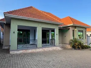 4bdrm Bungalow in Bwebajja, Central Division for sale