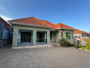 4bdrm Bungalow in Bwebajja, Central Division for sale