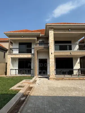 5bdrm Duplex in Buwate, Central Division for sale