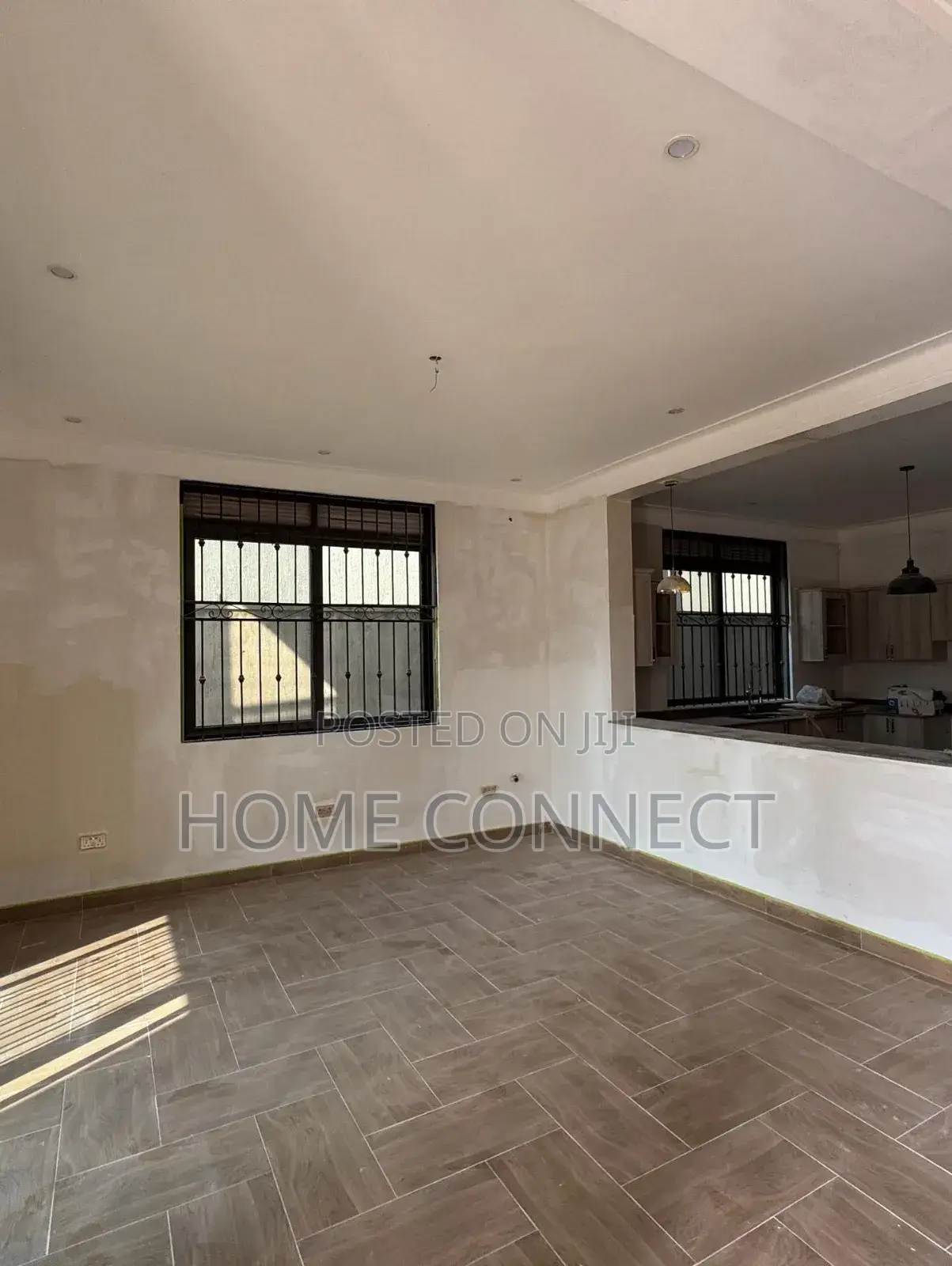 5bdrm Duplex in Buwate, Central Division for sale
