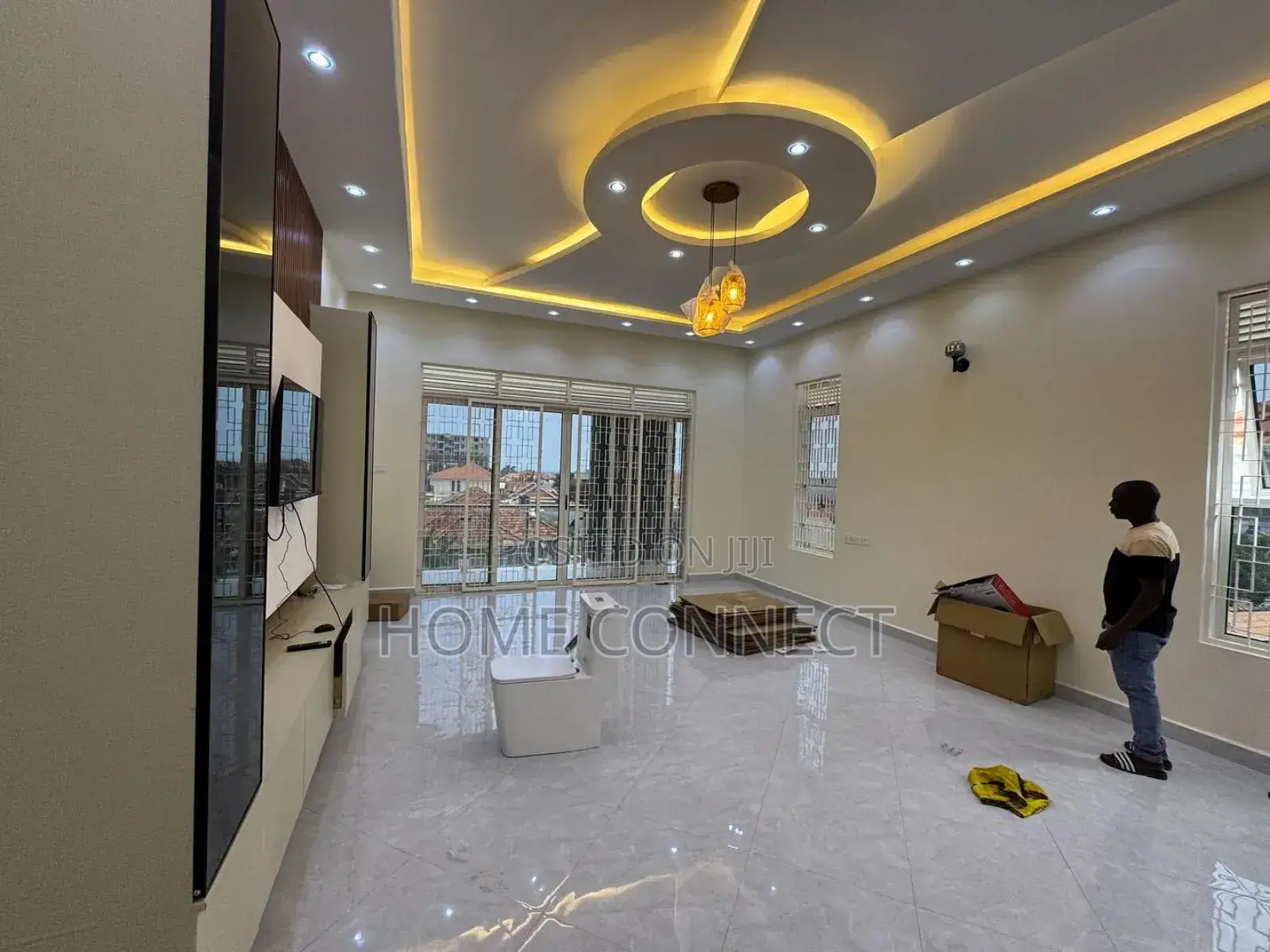 5bdrm Duplex in Kyanja, Central Division for sale