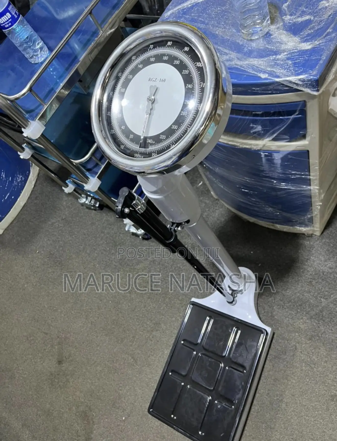 Analog High Quality Weighing Scale With a Height Meter