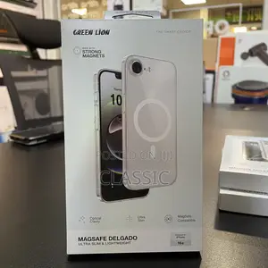 Green 360° Antishock Creative Magnetic Case for iPhone 16e
