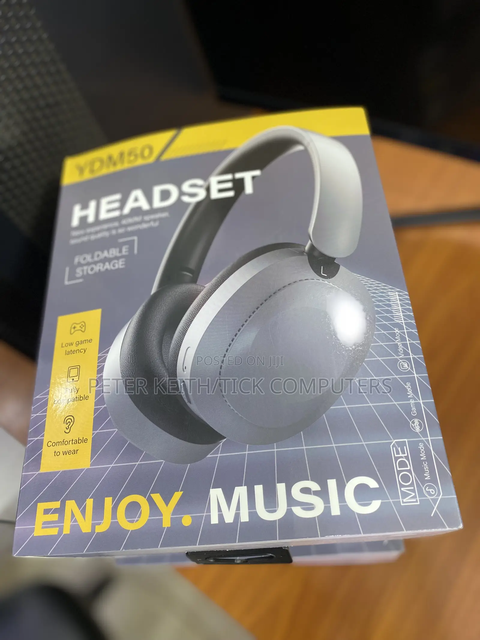 Wireless Bluetooth Headphones With Option Plug in Jack Cable 3.5mm,