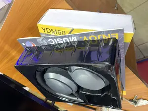 Wireless Bluetooth Headphones With Option Plug in Jack Cable 3.5mm,