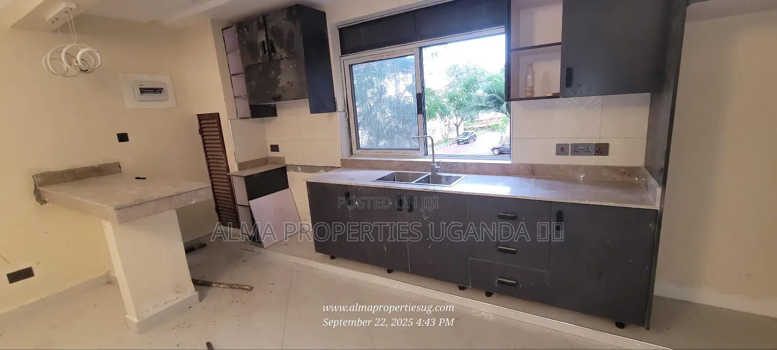 3bdrm Apartment in M.E Suites, Nakawa for rent