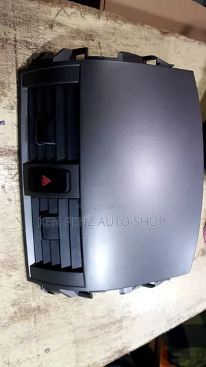 Corolla Fielder 2008 Air Conditioner Vent