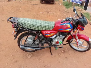 Bajaj CT 110X 2023 Red