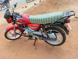 Bajaj CT 110X 2023 Red