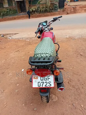Bajaj CT 110X 2023 Red