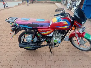 TVS HLX 125 2023 Red