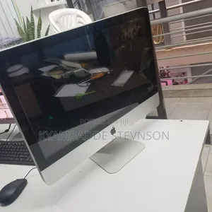 Desktop Computer Apple iMac Pro 8GB Intel Core I5 SSD 256GB