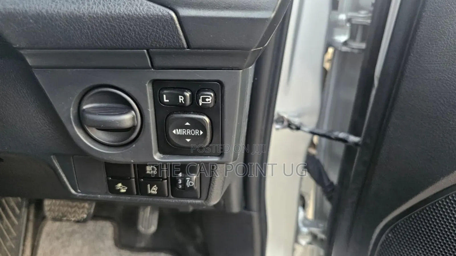 Toyota Axio 2019 Silver