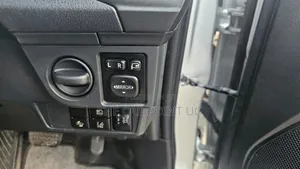 Toyota Axio 2019 Silver