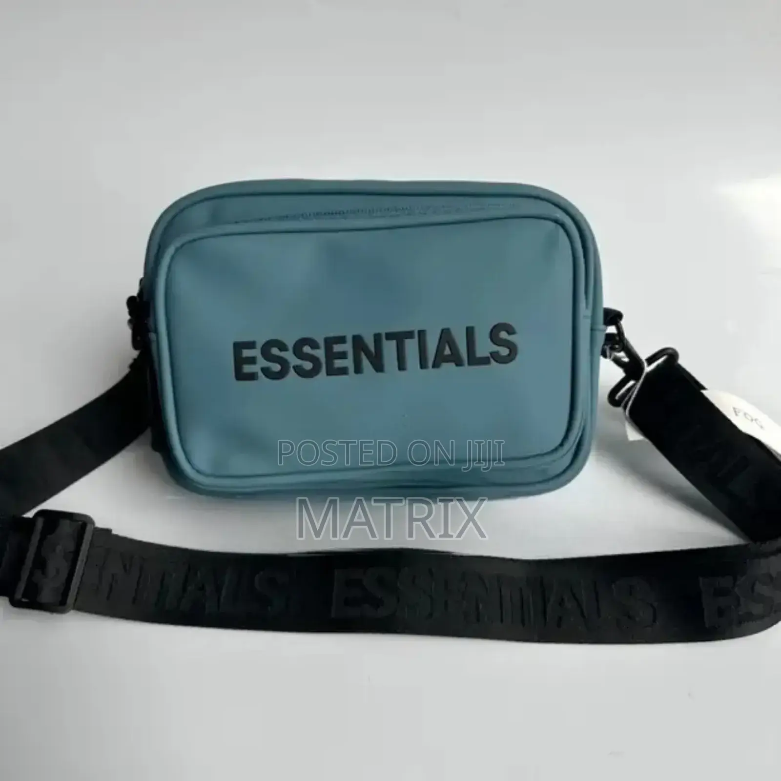 Essential Sling Bag