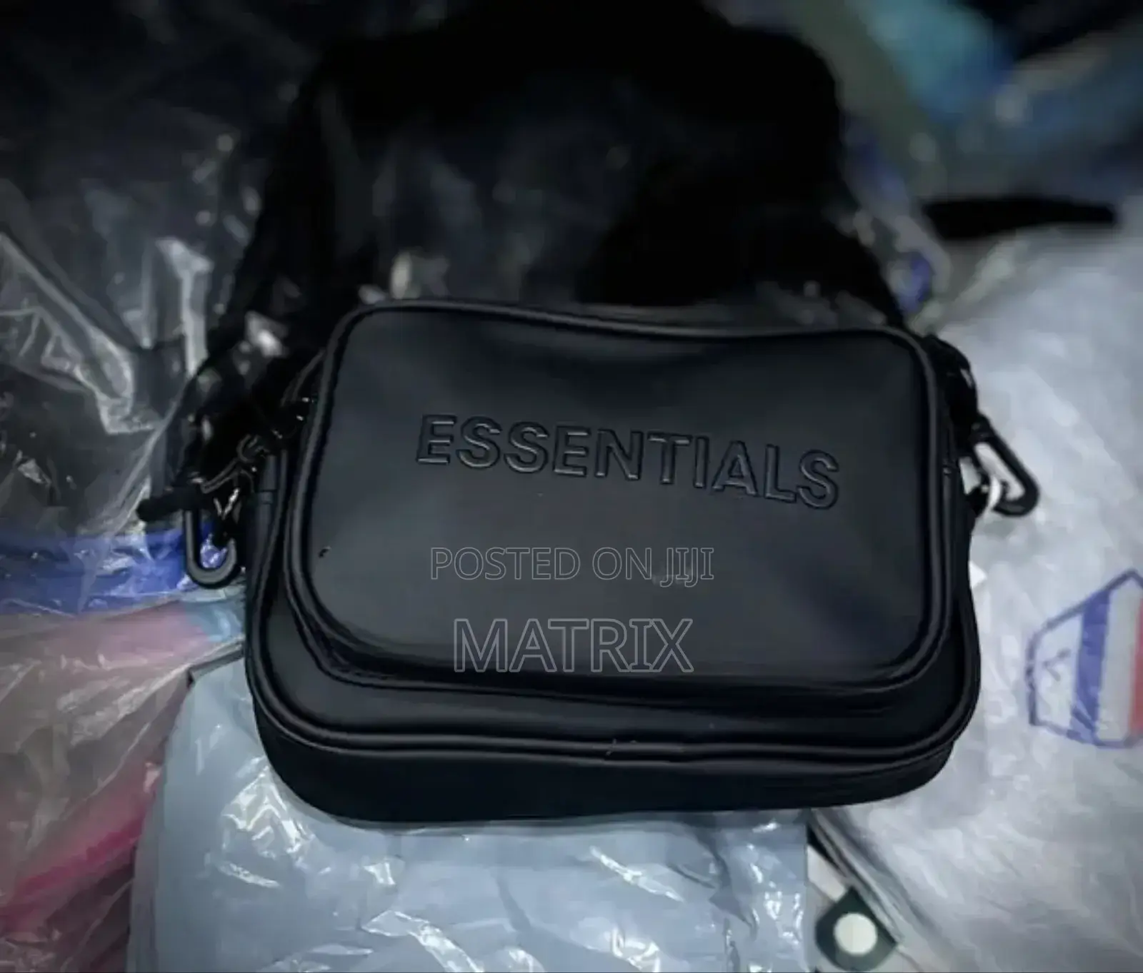 Essential Sling Bag