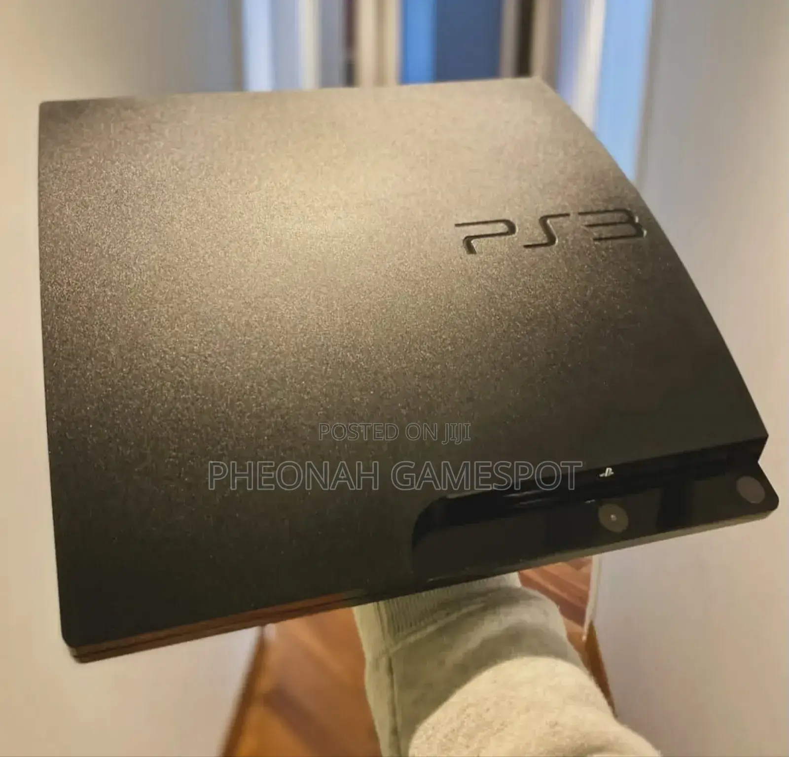 Ps3 Slim With 2 Pads and Games