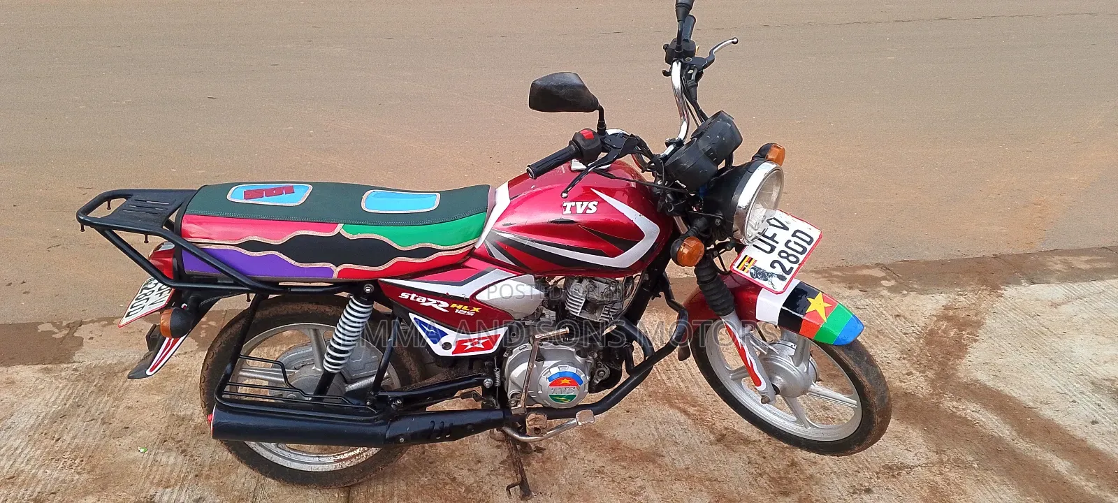 TVS HLX 125 2023 Red