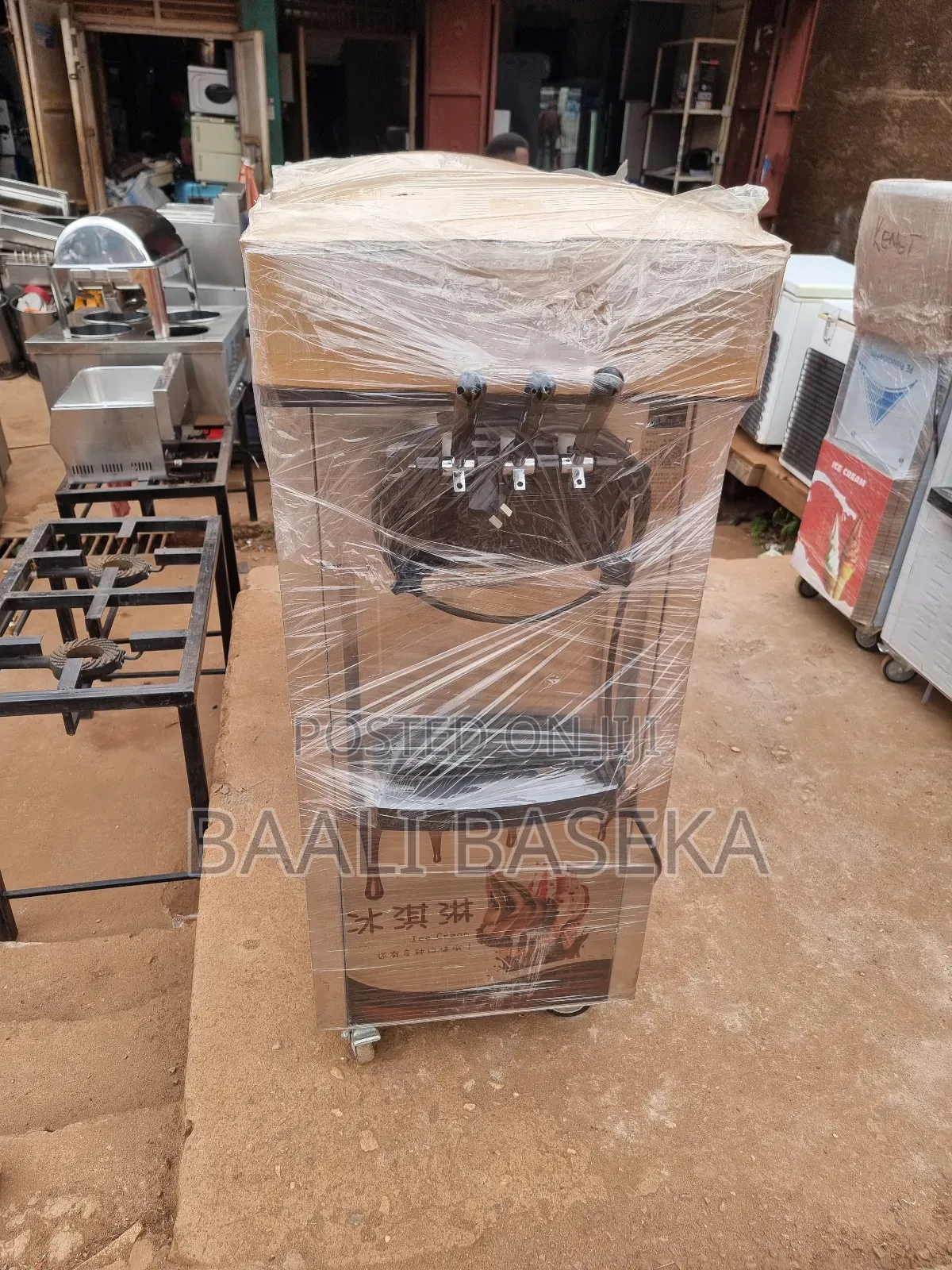 Wonderful Performance Ice Cream Machines/Warranted