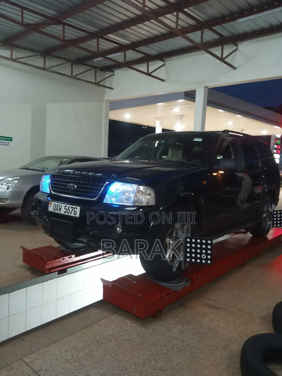 Ford Explorer Sport Trac 4x4 XLT Premium 2004 Black