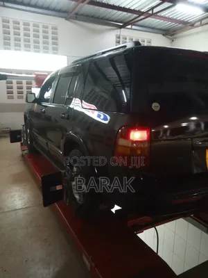 Ford Explorer Sport Trac 4x4 XLT Premium 2004 Black