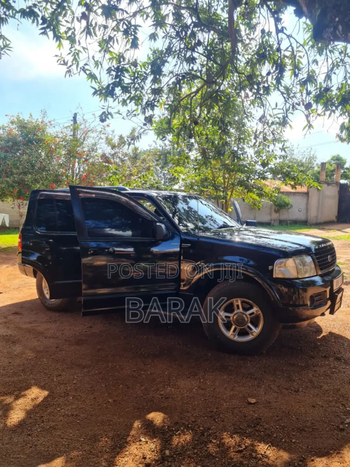 Ford Explorer Sport Trac 4x4 XLT Premium 2004 Black