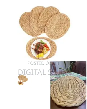 6 Pieces of Oval Woven Placemats, Natural Water Hyacinth Placemats