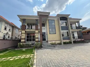 6bdrm Duplex in Muyenga Bukasa Lake, Central Division for sale