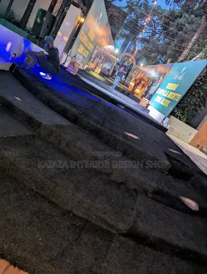 Black Grass Carpet Artificial Suitable for Walk Bar