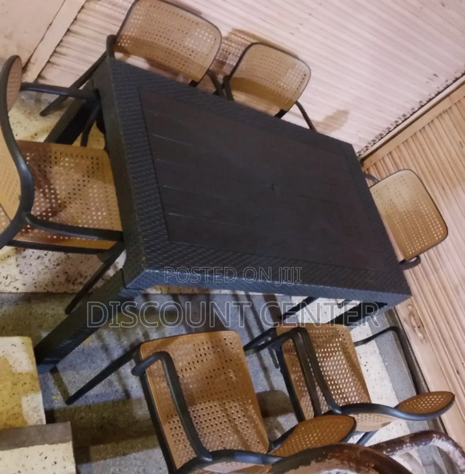 Dinning Plastic Table and 6 Chairs