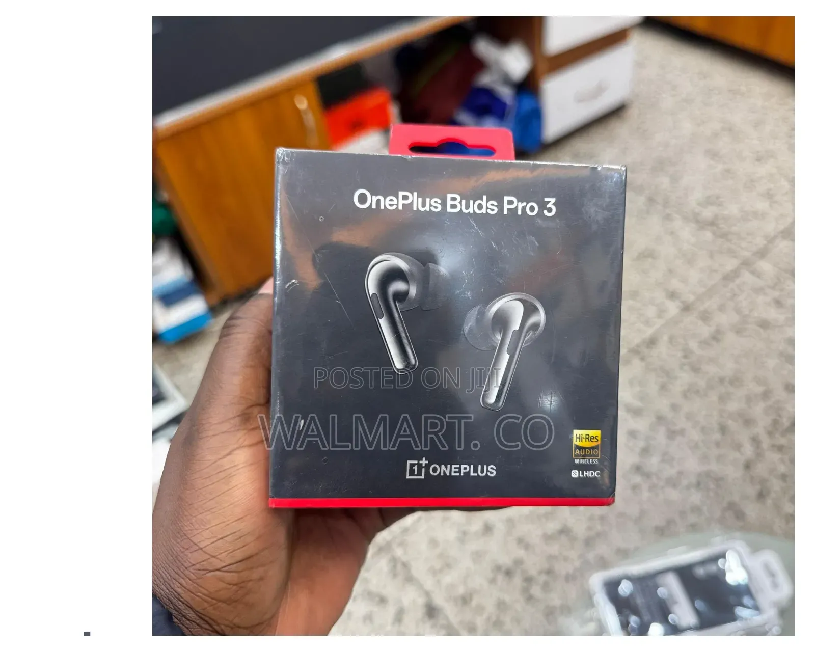 One Plus Buds Pro 3 Wireless Earbuds