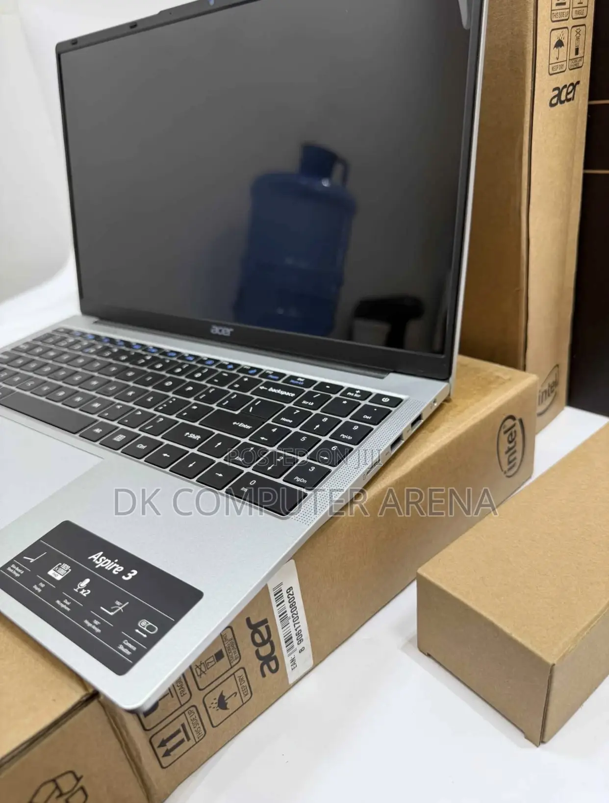 New Laptop Acer Aspire 3 8GB Intel SSD 256GB