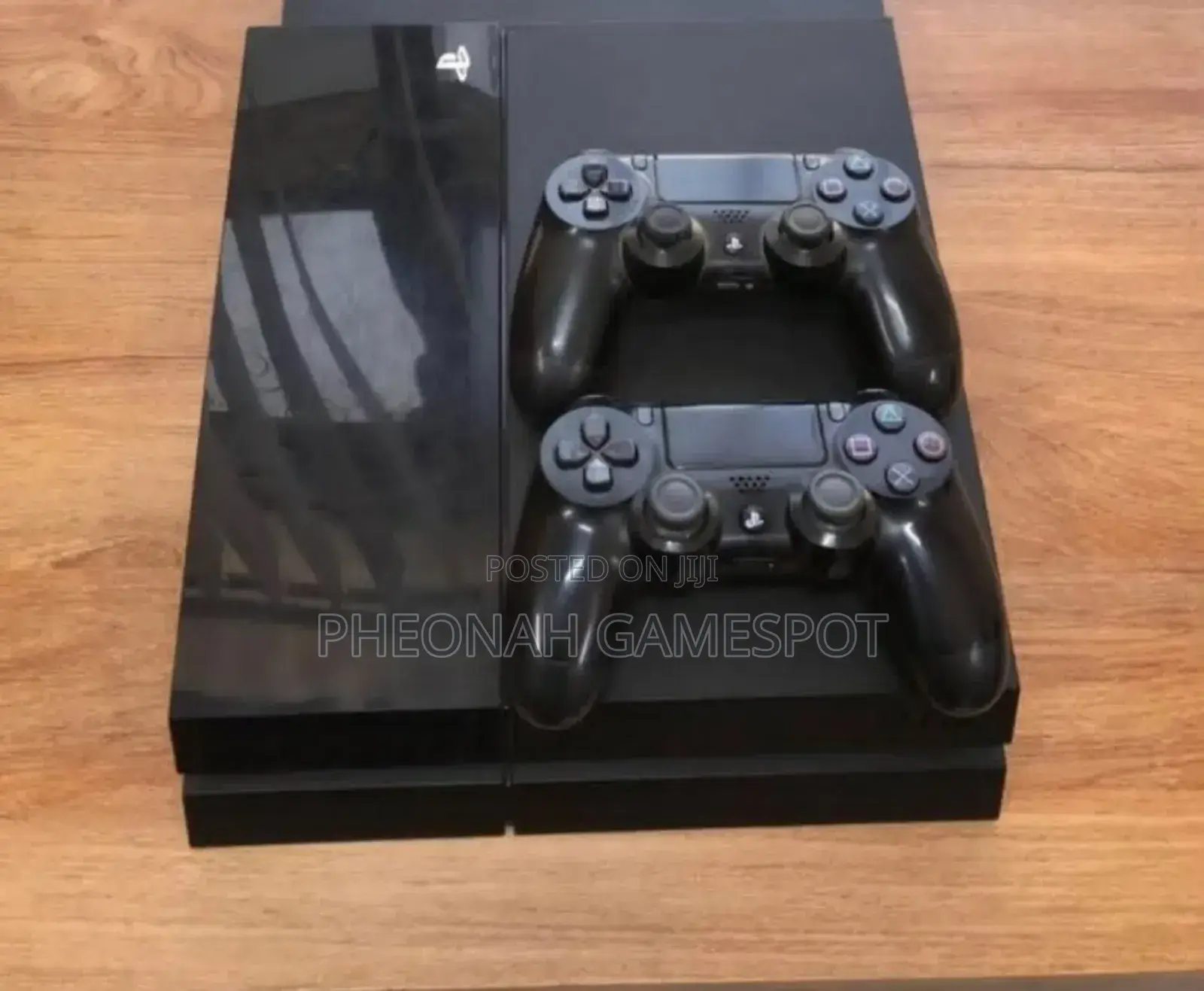 Best Playstation 4 Bundle on the Market. 10 Games, 2 Pads Accessories