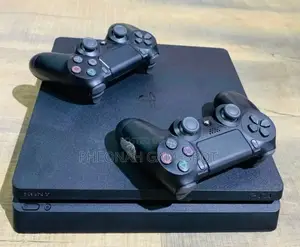 The Best Chipped Playstation 4 Slim. With 2 Pads, 11 Games