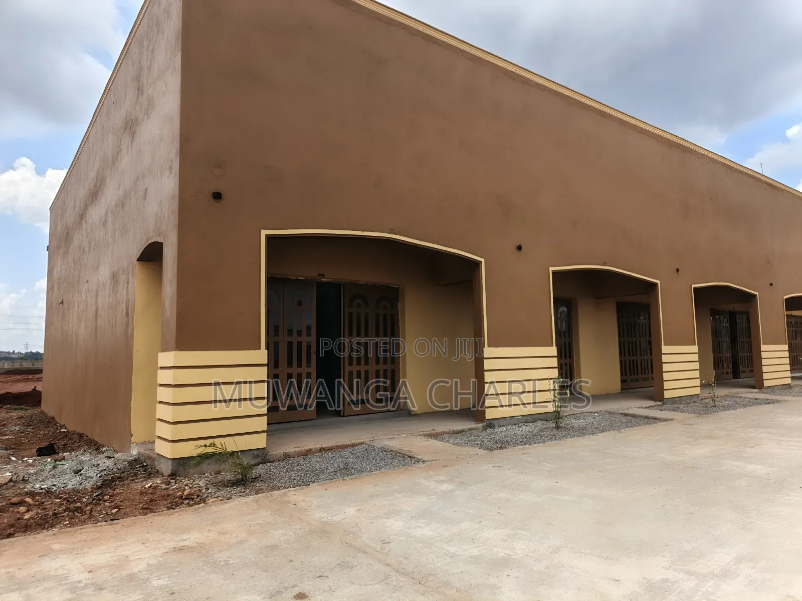 Shops and Werehouse for Rent in Namanve