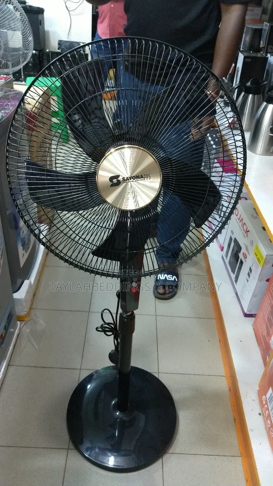 Sayona 16′′ Floor Stand Fan – Black