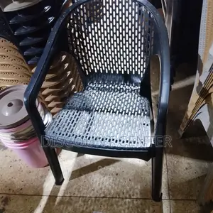 Table and 6 Chairs (Quality Plastic)